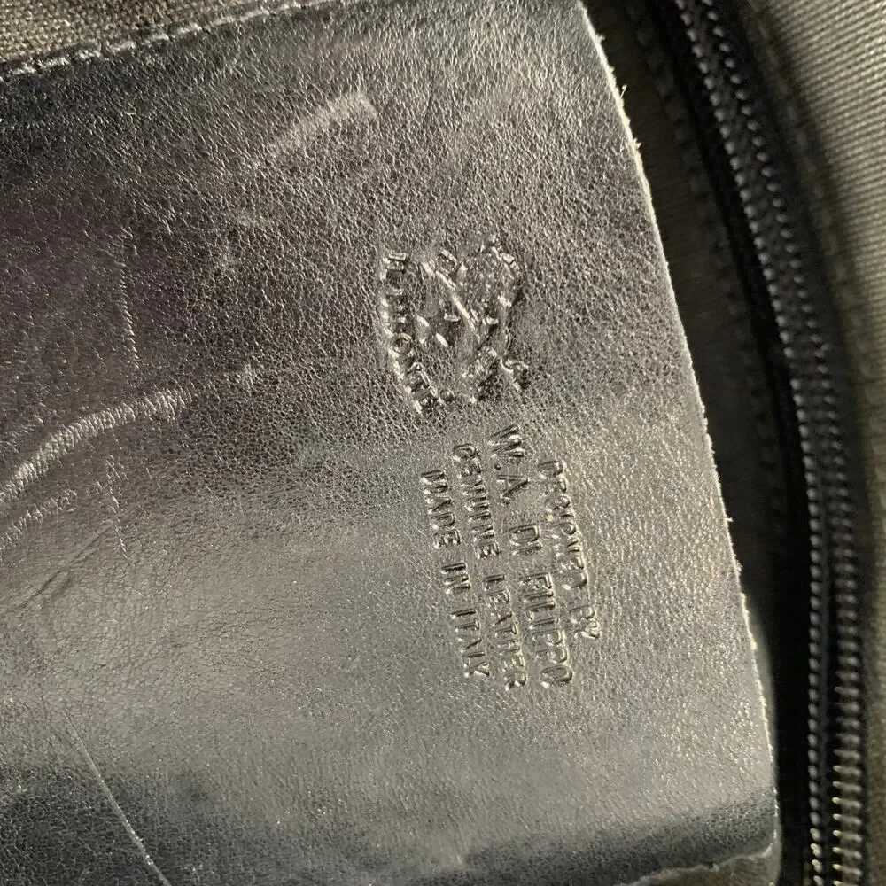 IL BISONTE Black Leather Cross Body Handbag